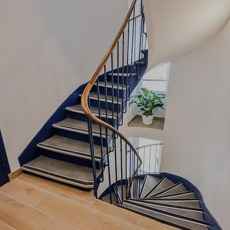 Newly Renovated Appartements Residence Republique Париж Екстериор снимка
