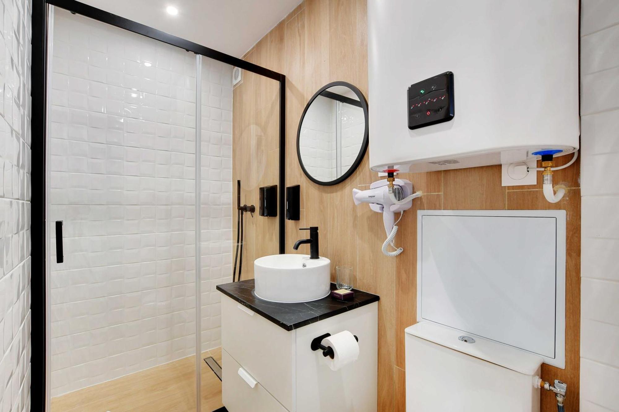 Newly Renovated Appartements Residence Republique Париж Екстериор снимка