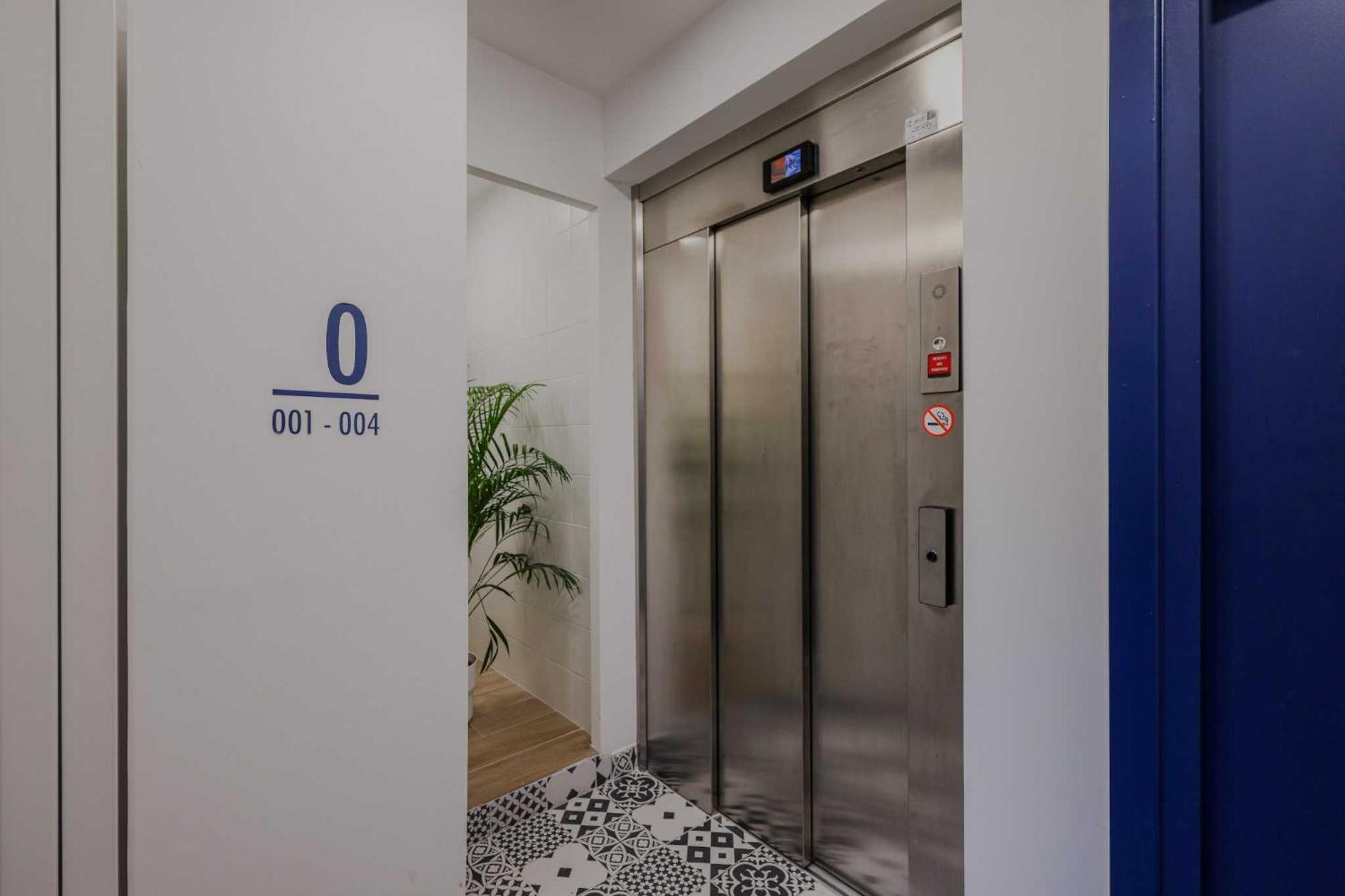 Newly Renovated Appartements Residence Republique Париж Екстериор снимка