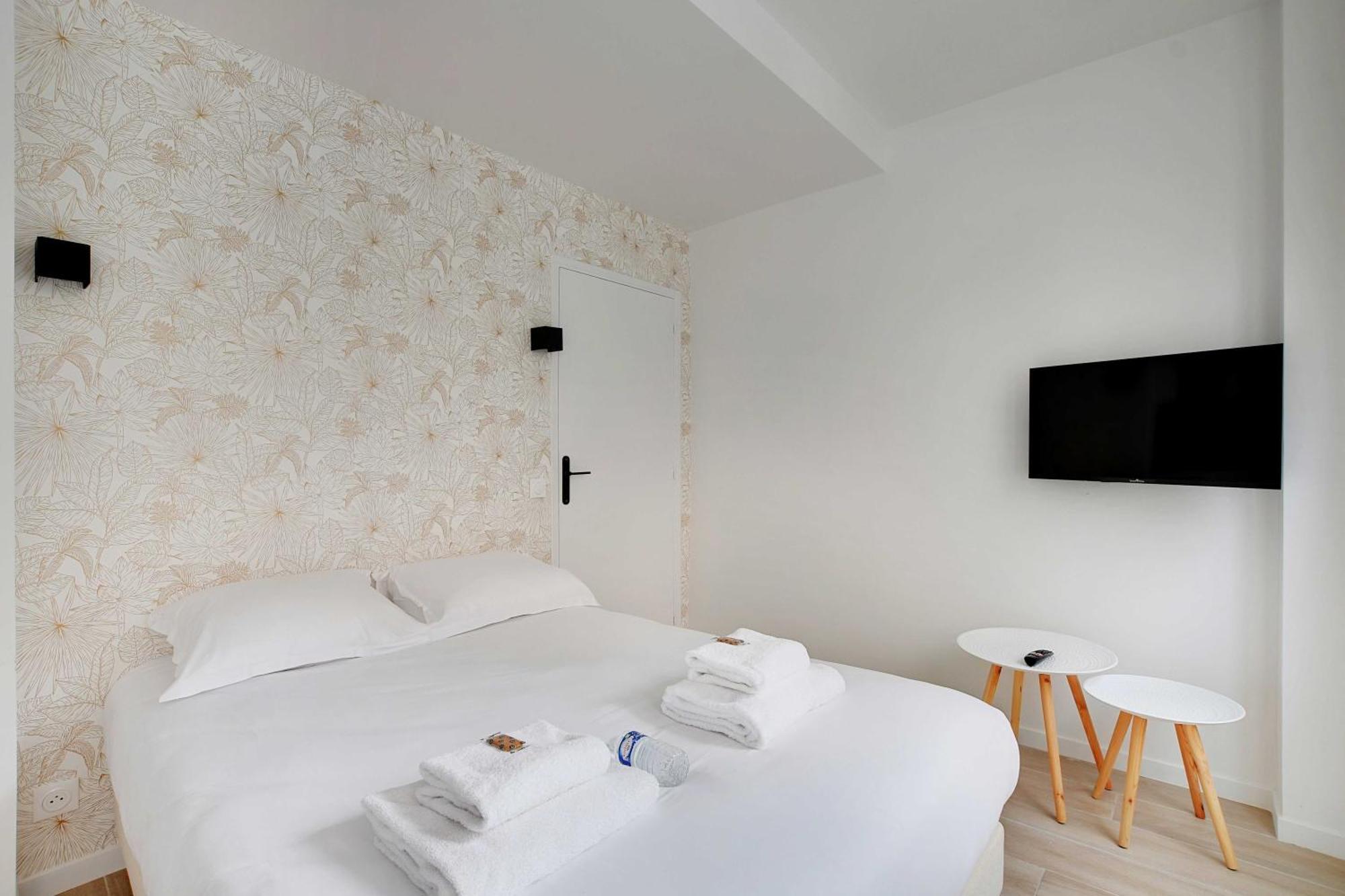 Newly Renovated Appartements Residence Republique Париж Екстериор снимка