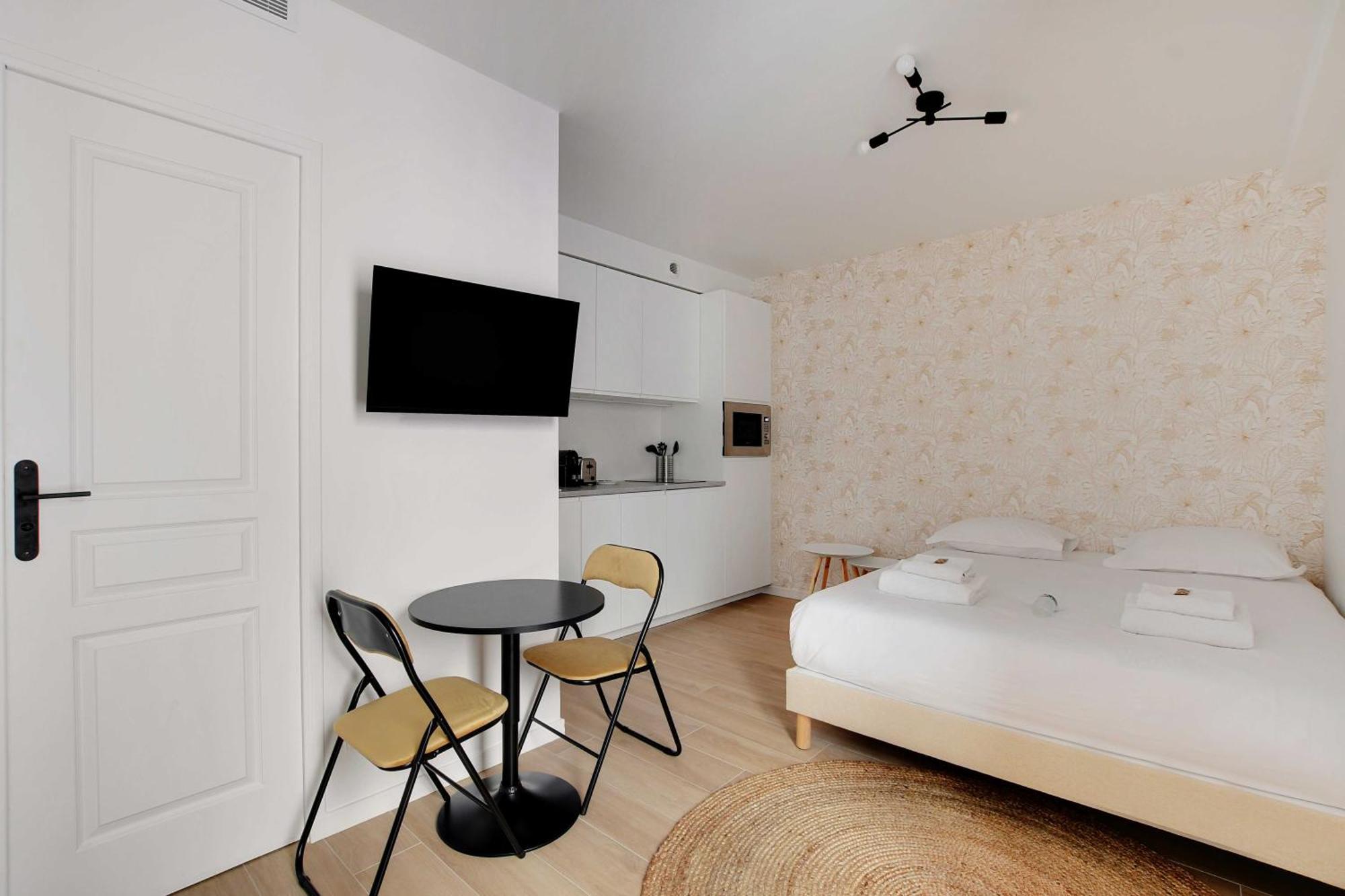 Newly Renovated Appartements Residence Republique Париж Екстериор снимка