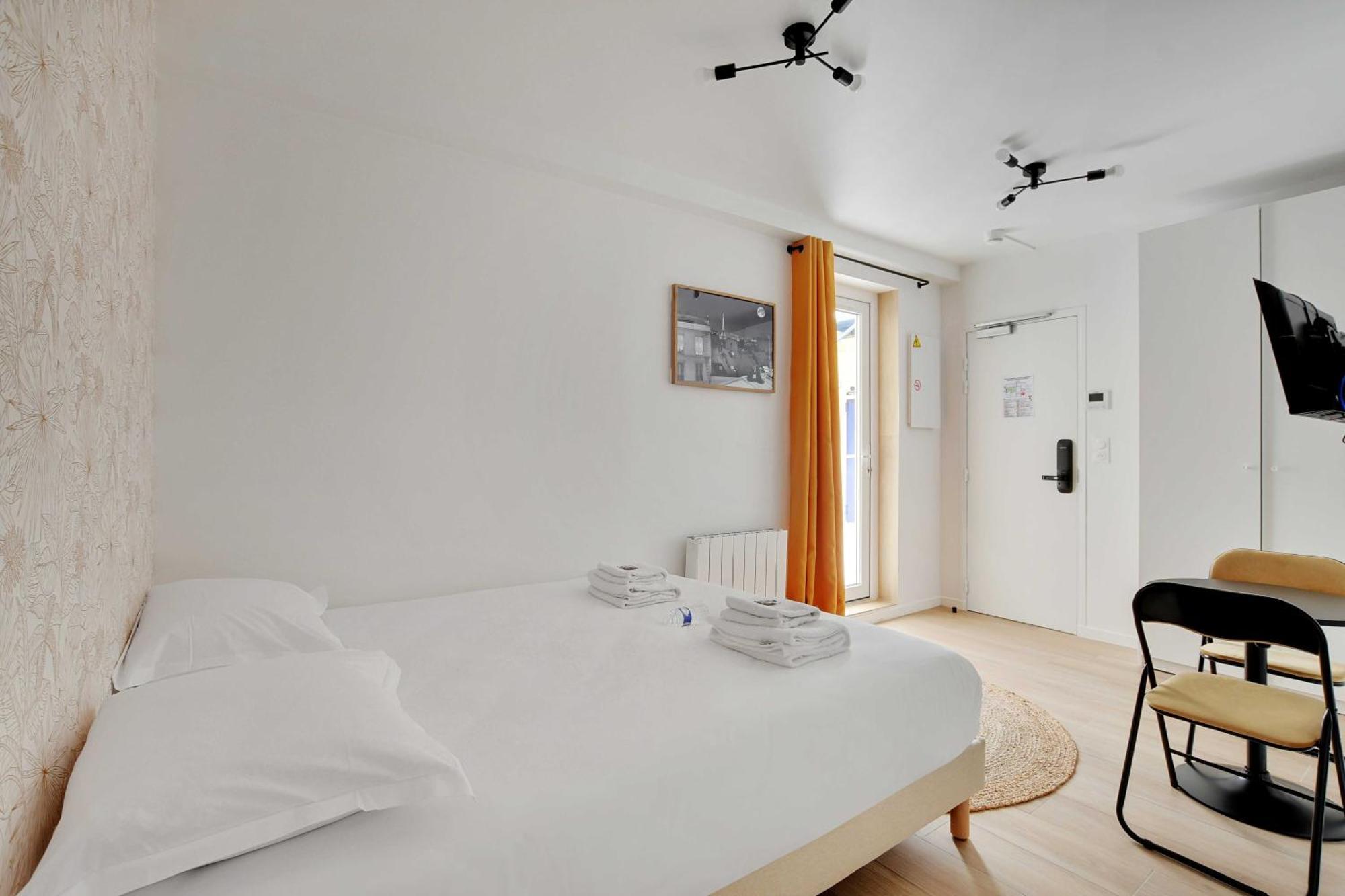 Newly Renovated Appartements Residence Republique Париж Екстериор снимка