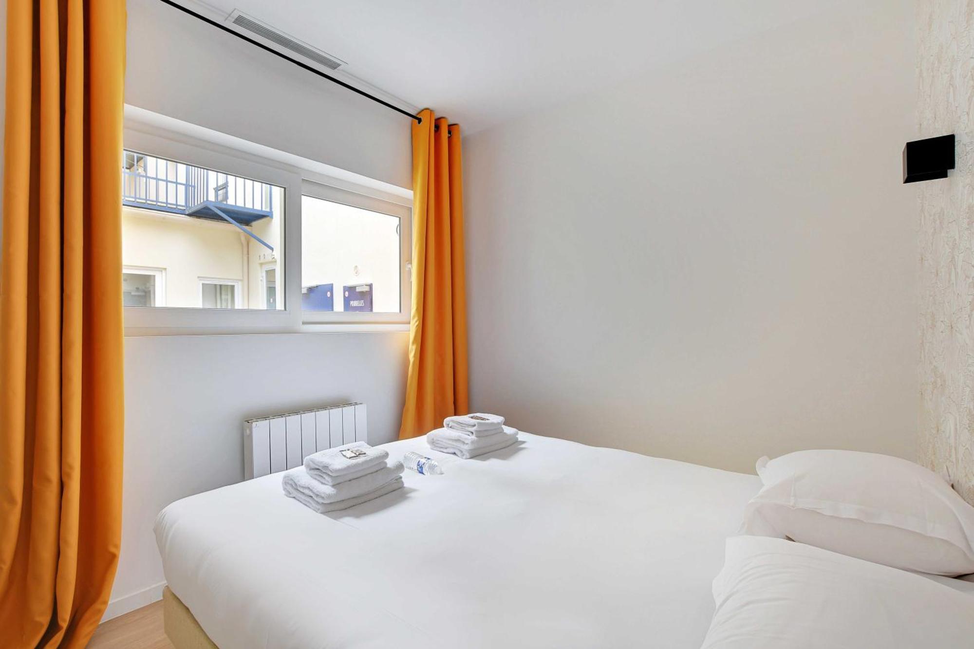 Newly Renovated Appartements Residence Republique Париж Екстериор снимка