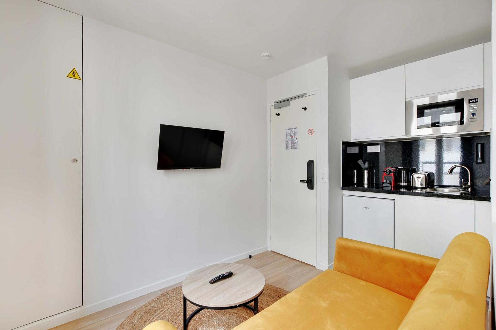 Newly Renovated Appartements Residence Republique Париж Екстериор снимка