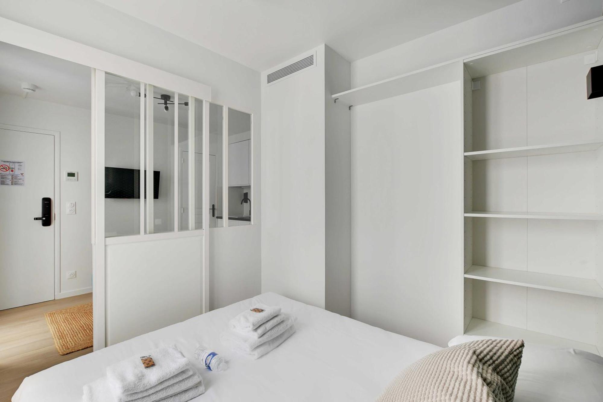Newly Renovated Appartements Residence Republique Париж Екстериор снимка