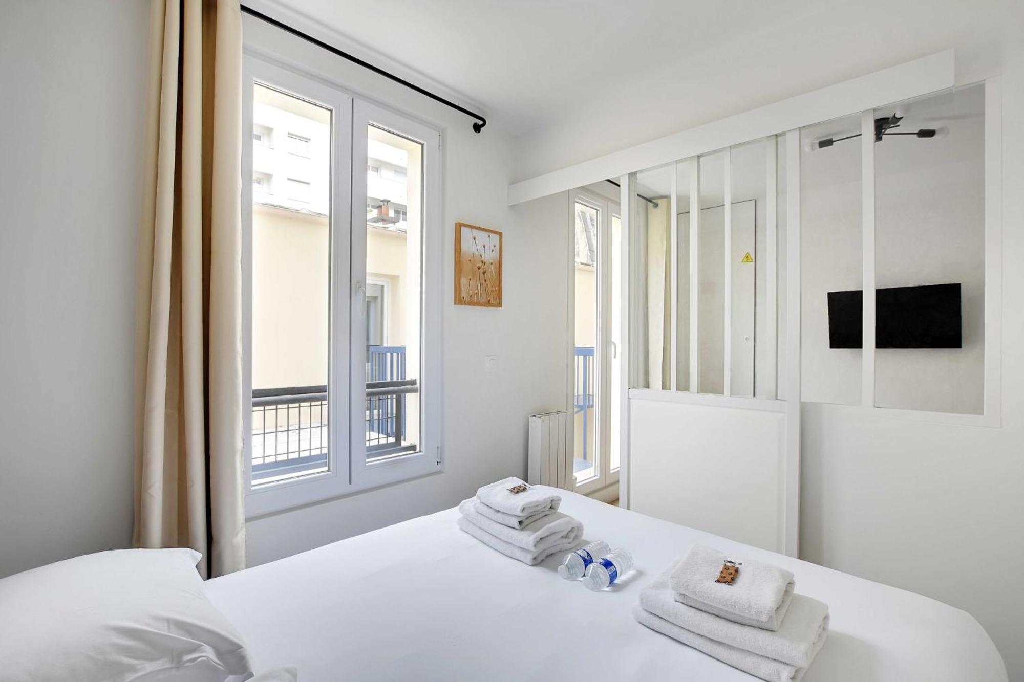 Newly Renovated Appartements Residence Republique Париж Екстериор снимка